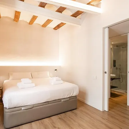 Deco Barcelona-born Apt. Apartment *