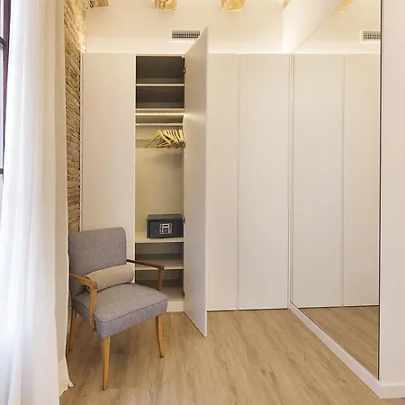 Deco Barcelona-born Apt. Apartment