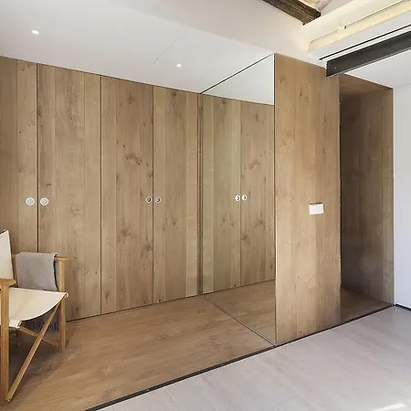 Deco Barcelona-born Apt. Apartment