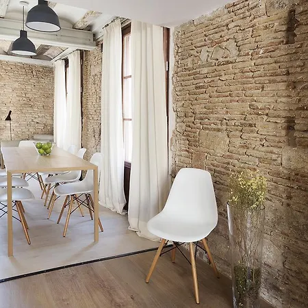 Deco Barcelona-born Apt.