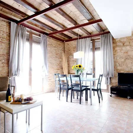 Deco Barcelona-born Apt. * Barcellona