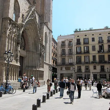 Deco Barcelona-born Apt. Appartamento
