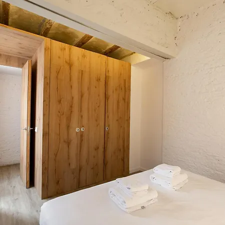 Deco Barcelona-born Apt. *